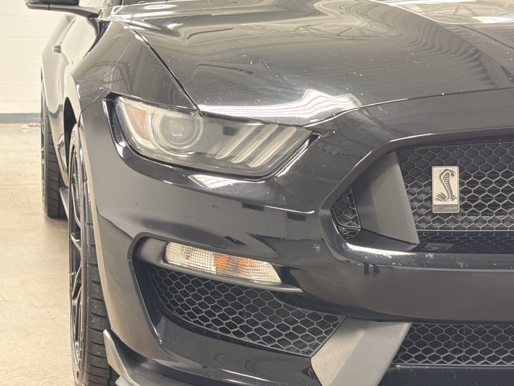 Used 2020 Ford Mustang Shelby GT350 w/ Technology Package RWD image 4