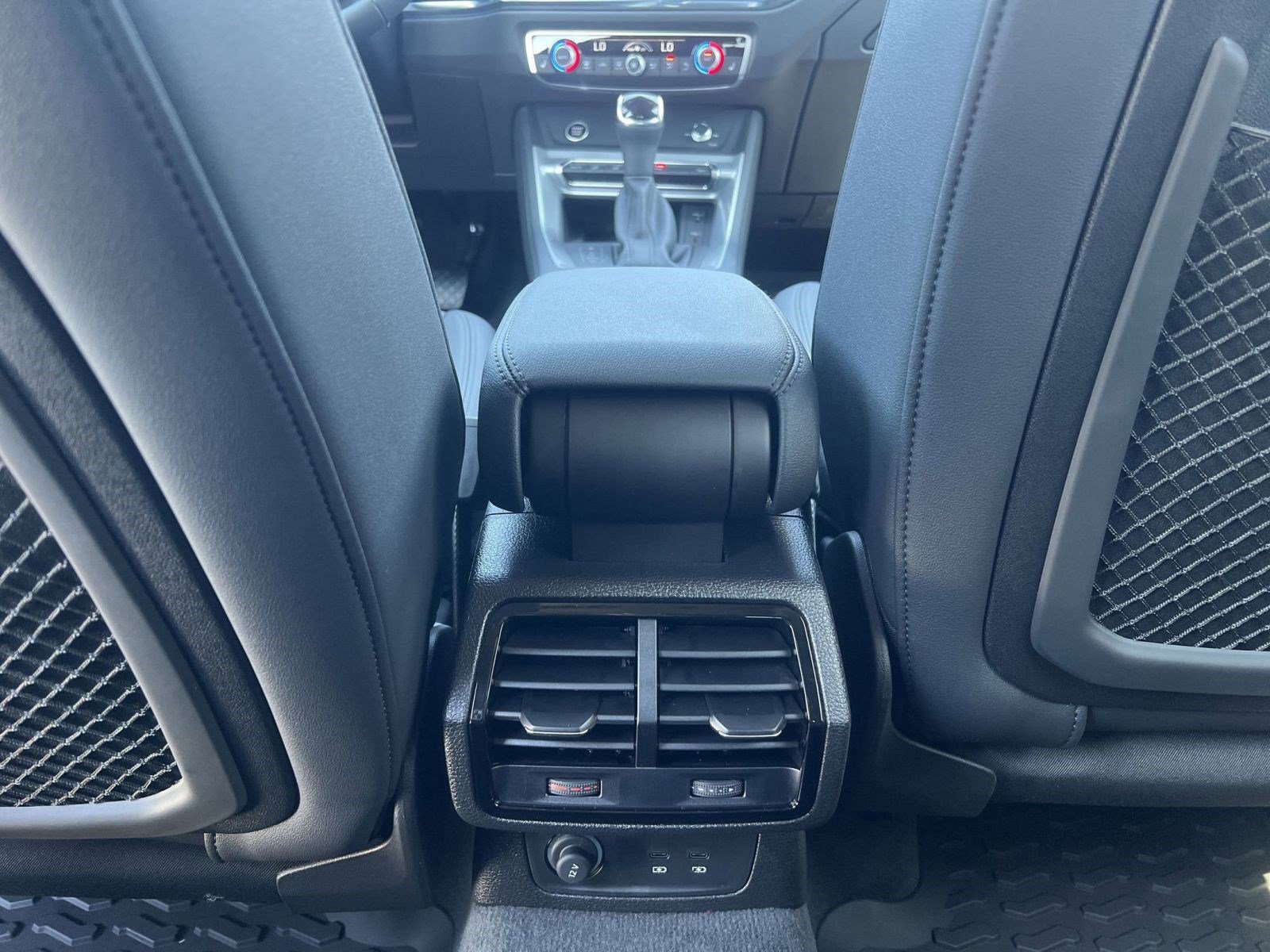 New 2025 Audi Q3 2.0T Premium image 28