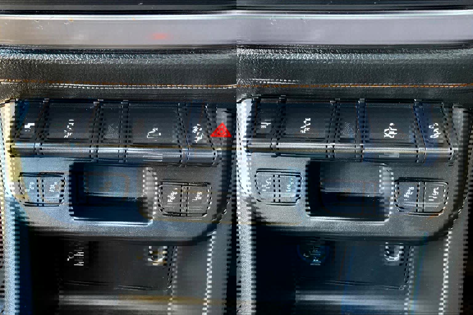 Used 2021 GMC Canyon AT4 w/ Trailering Package AWD/4WD image 33