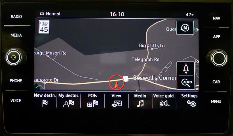 Used 2018 Volkswagen Tiguan SEL image 19