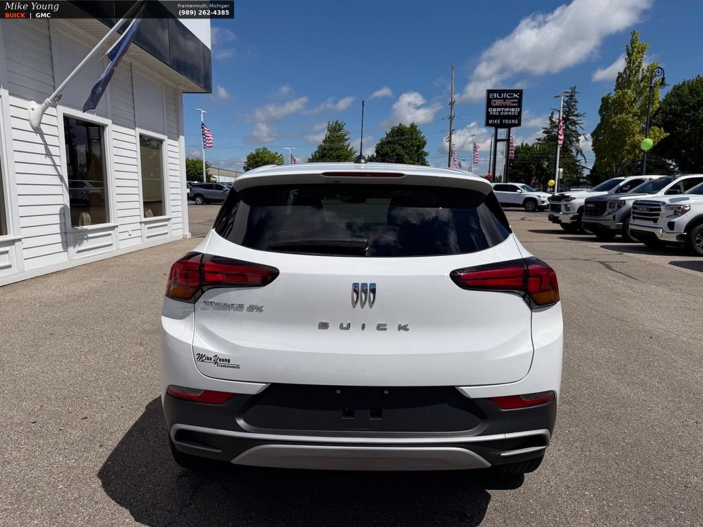 Certified 2024 Buick Encore GX Preferred FWD image 6