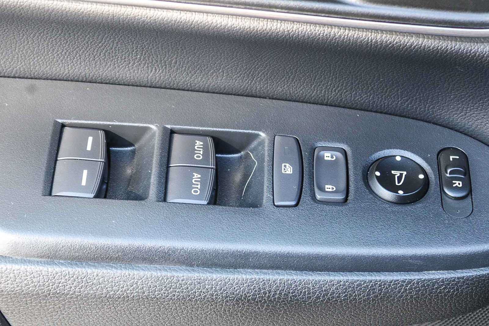 Used 2018 Honda CR-V EX-L image 20