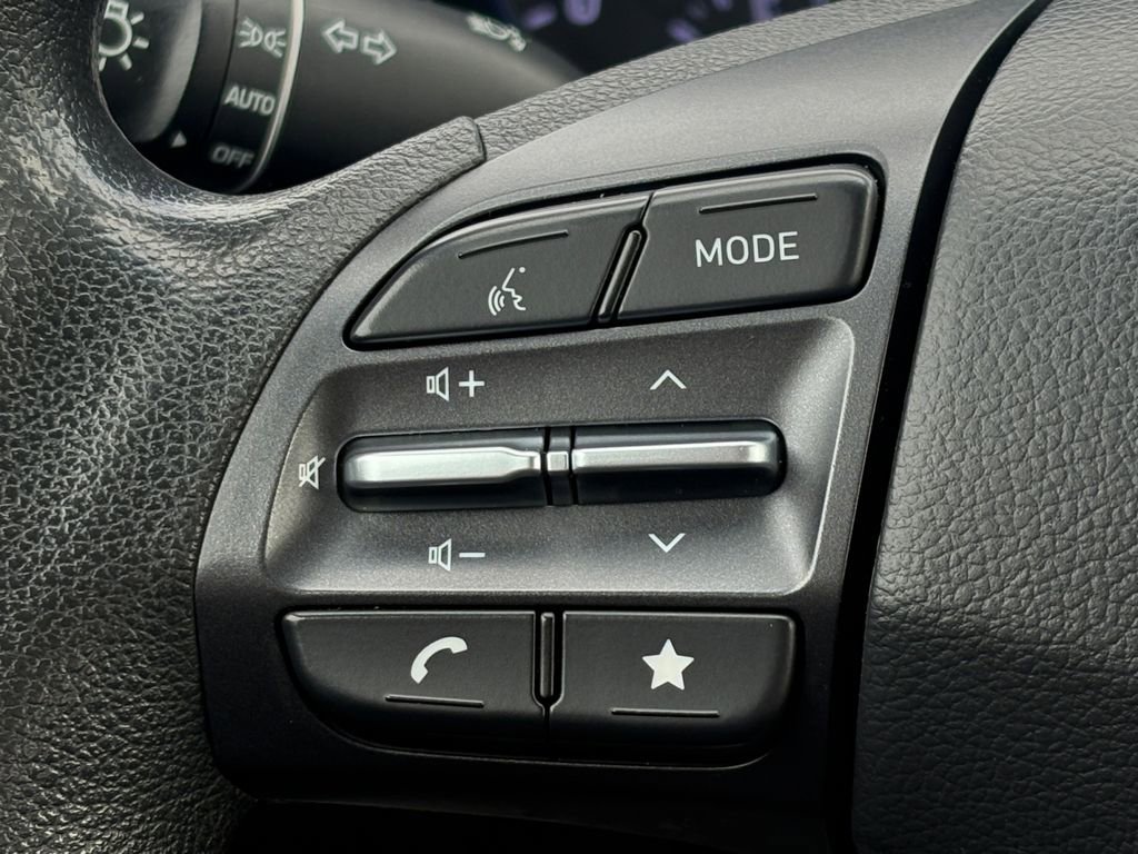 Used 2023 Hyundai Kona SEL FWD image 16