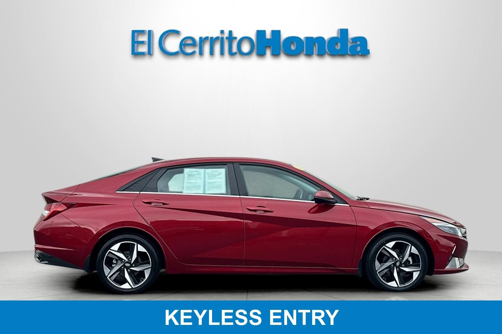 Used 2023 Hyundai Elantra Limited FWD image 2