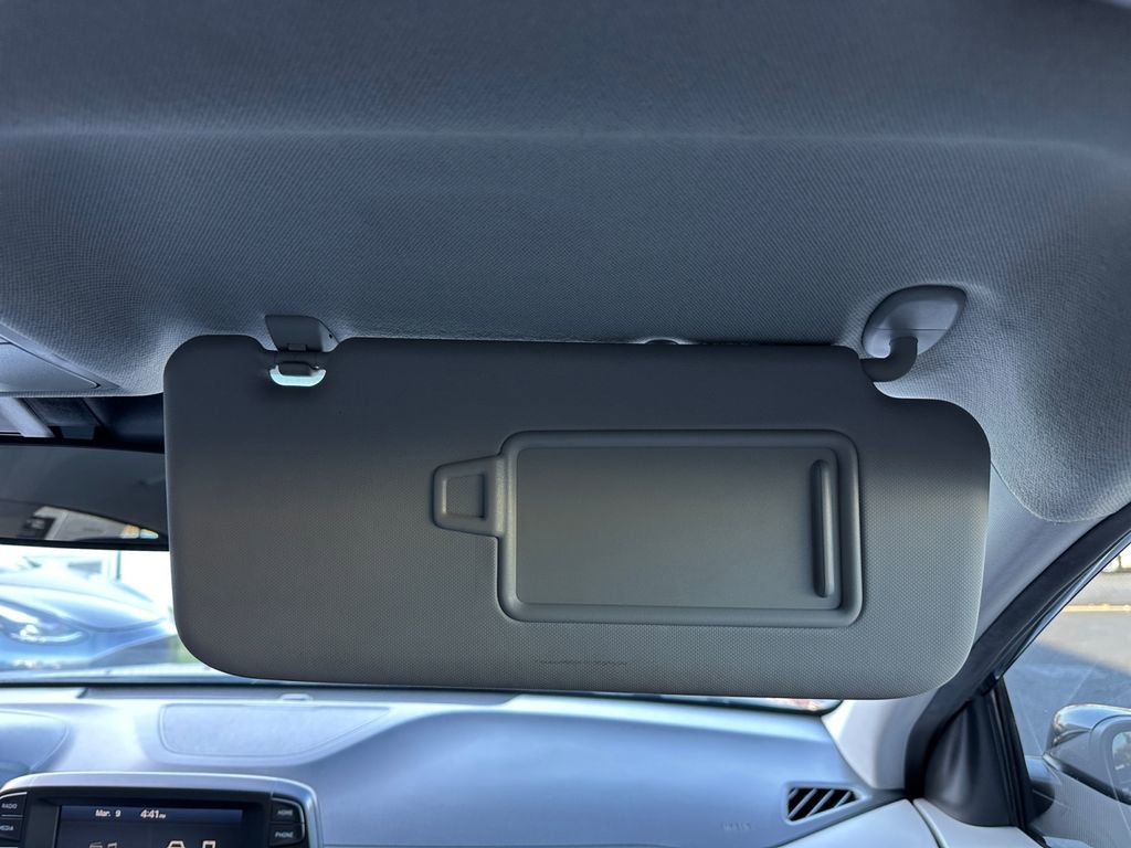 Used 2019 Hyundai Kona SE image 31