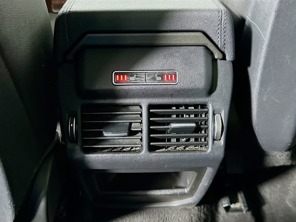 Used 2015 Land Rover Range Rover Evoque Pure image 25