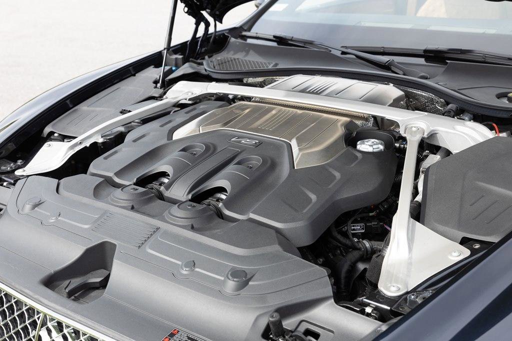 Used 2022 Bentley Continental GT AWD/4WD image 36
