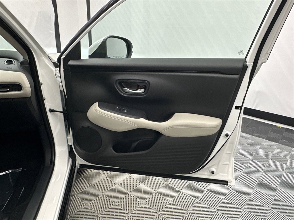 New 2026 Honda HR-V EX-L image 16