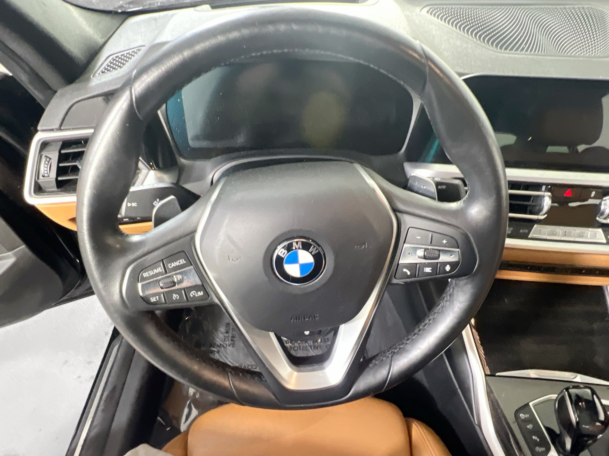 Used 2020 BMW 330i xDrive Sedan w/ Premium Package AWD/4WD image 11