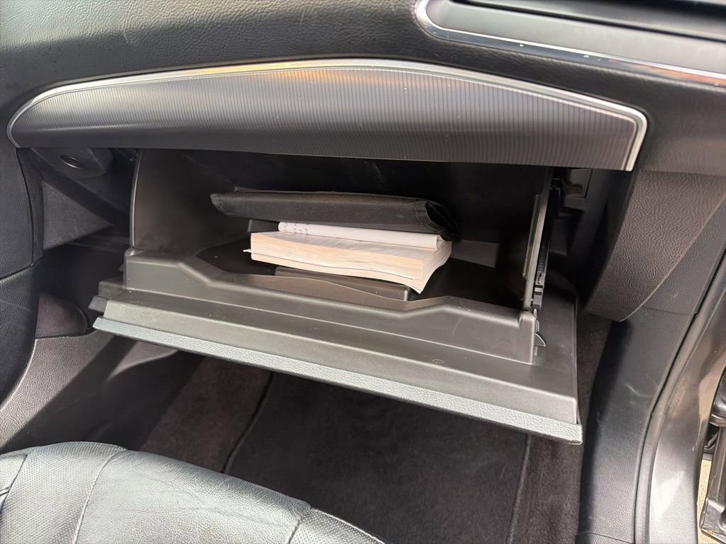 Certified 2019 Ford Edge Titanium w/ Equipment Group 301A image 35