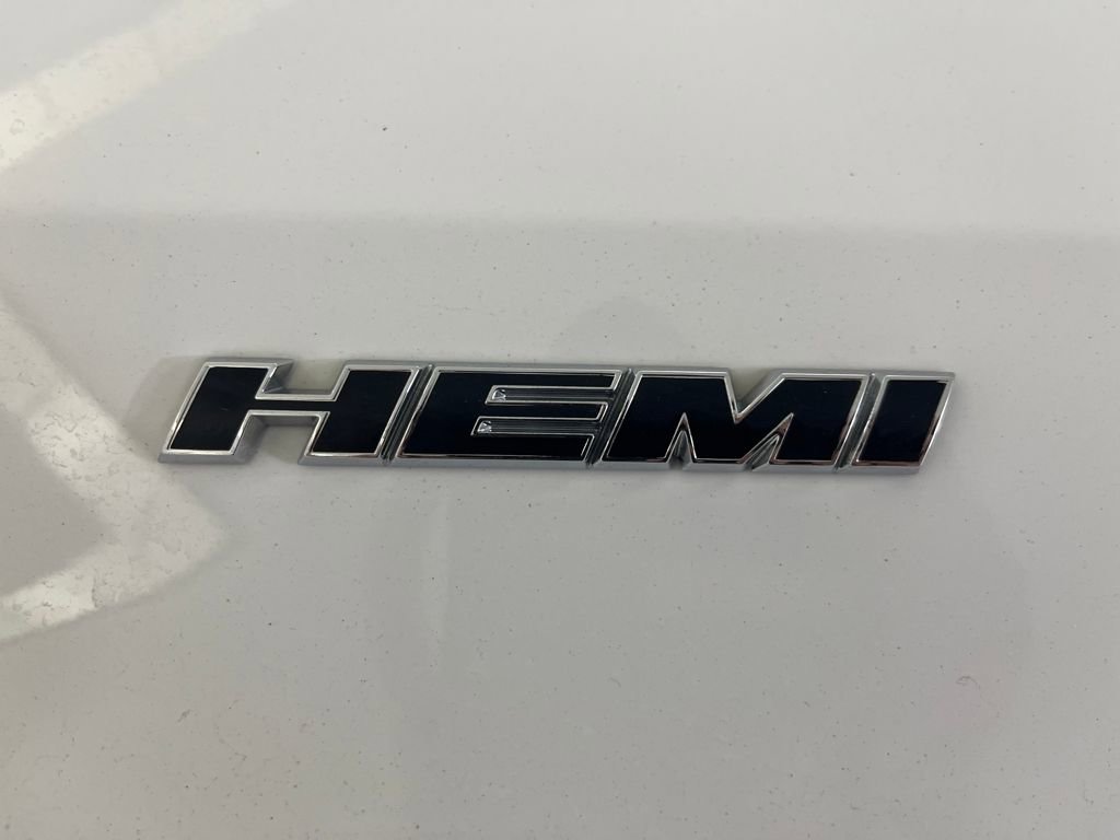 Used 2013 Dodge Challenger R/T Plus image 32