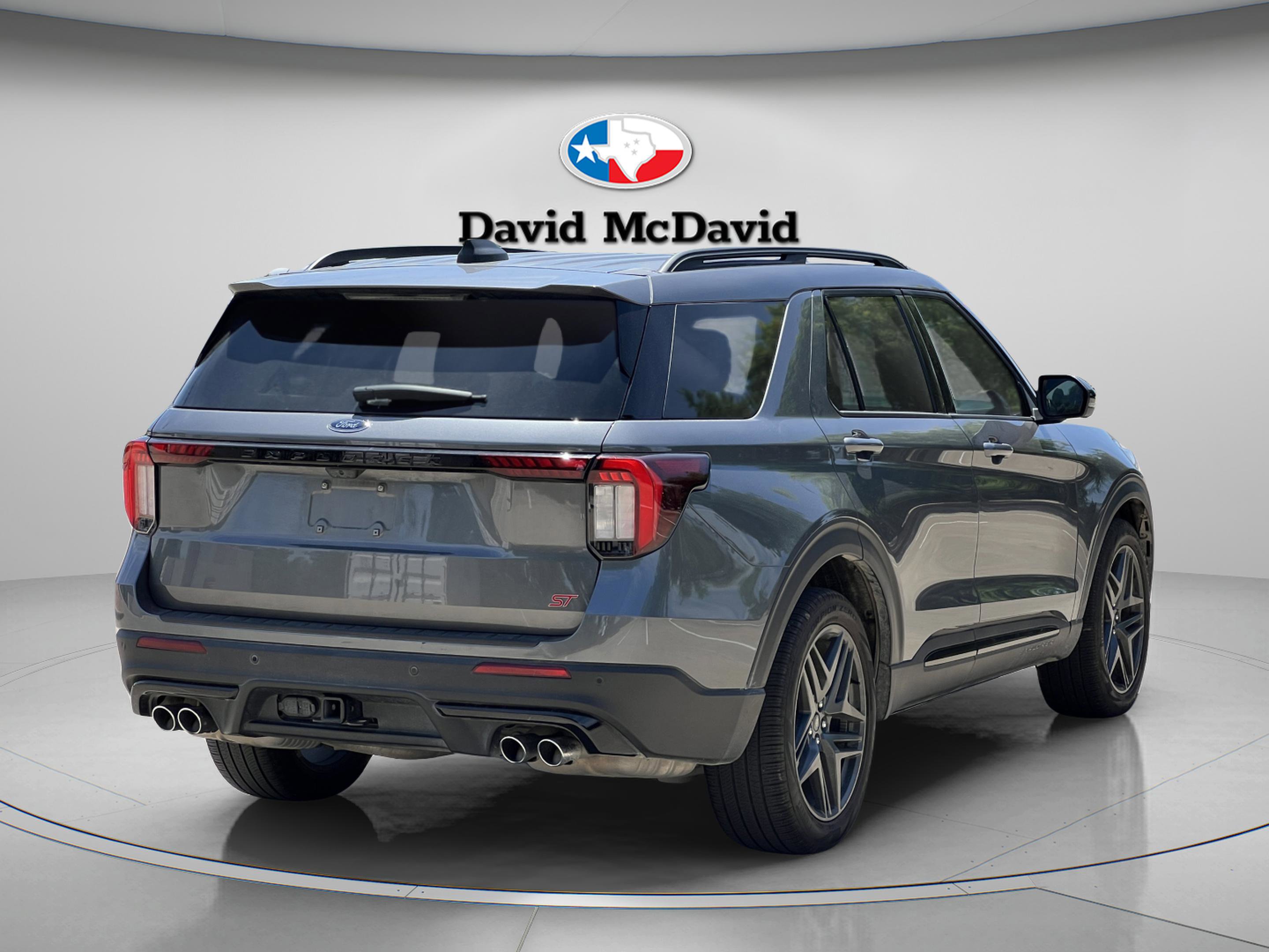 Used 2025 Ford Explorer ST w/ Sun And Sound Package AWD/4WD image 10