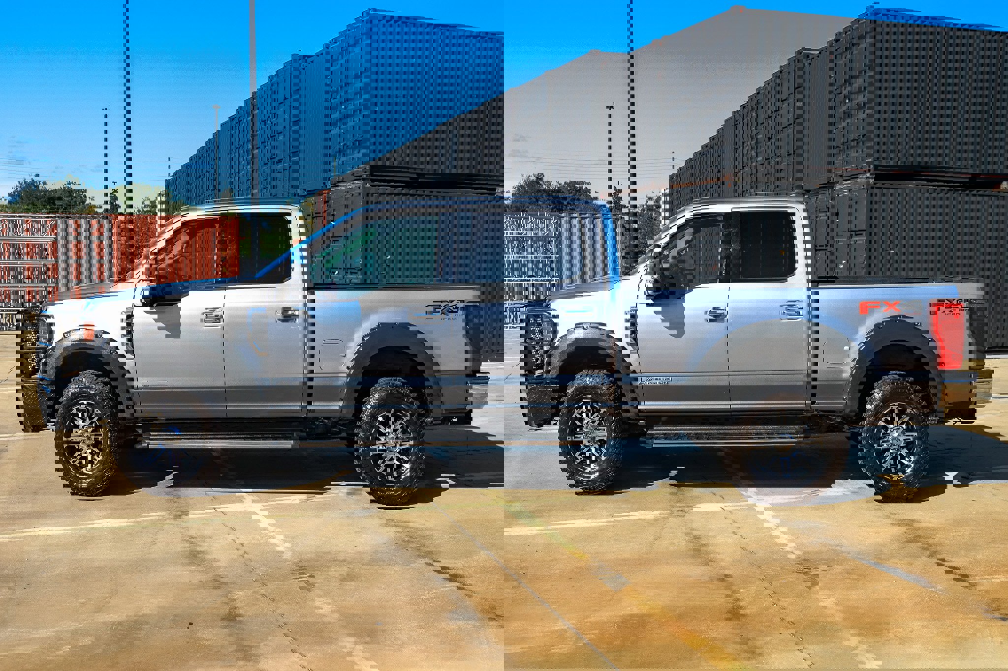 Used 2021 Ford F350 Lariat w/ Lariat Ultimate Package image 8