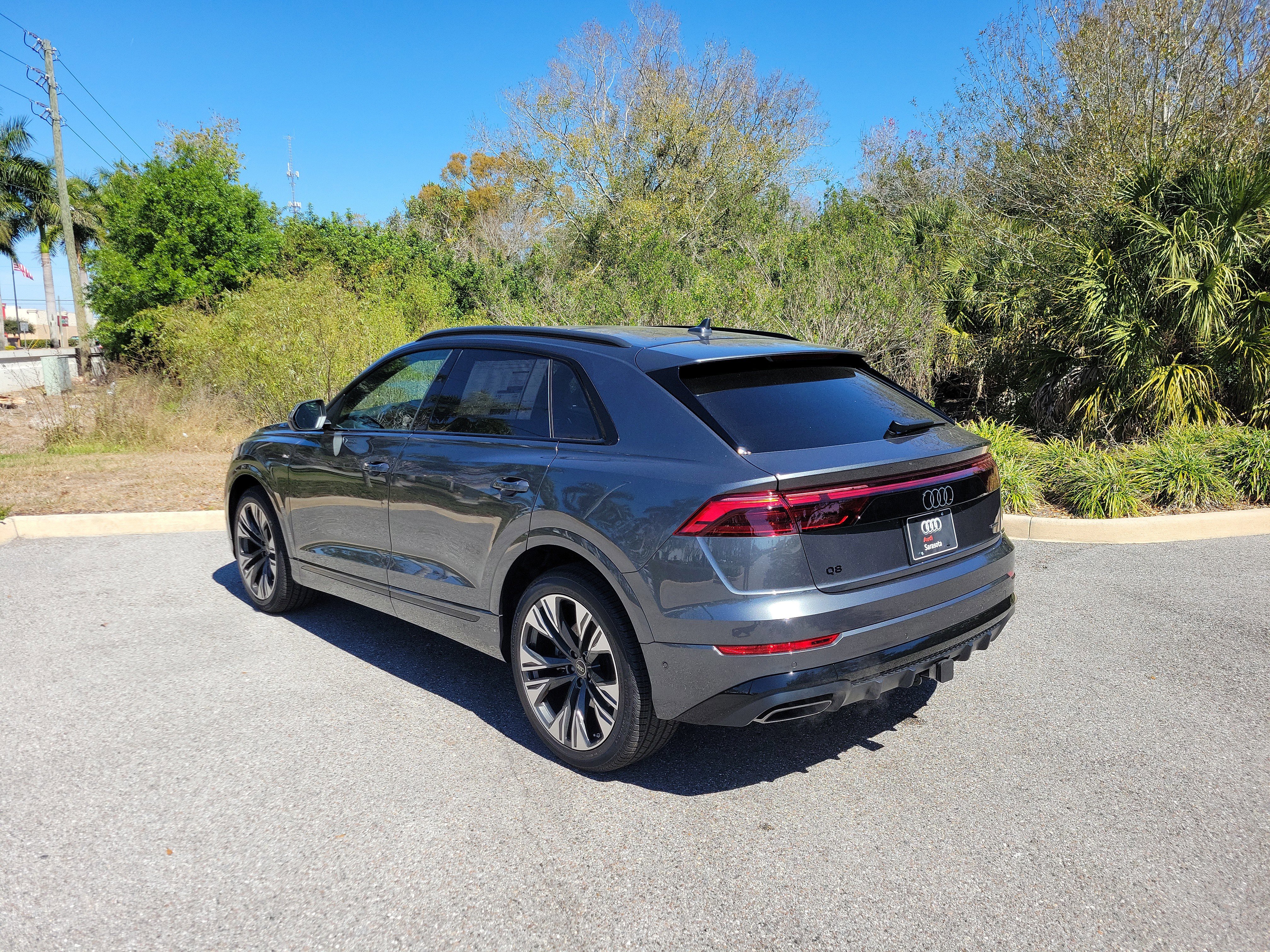 New 2026 Audi Q8 Premium Plus AWD/4WD image 6