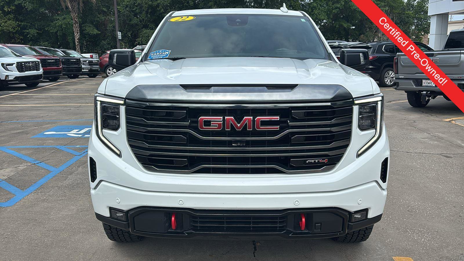 Certified 2022 GMC Sierra 1500 AT4 w/ AT4 Premium Package AWD/4WD image 2
