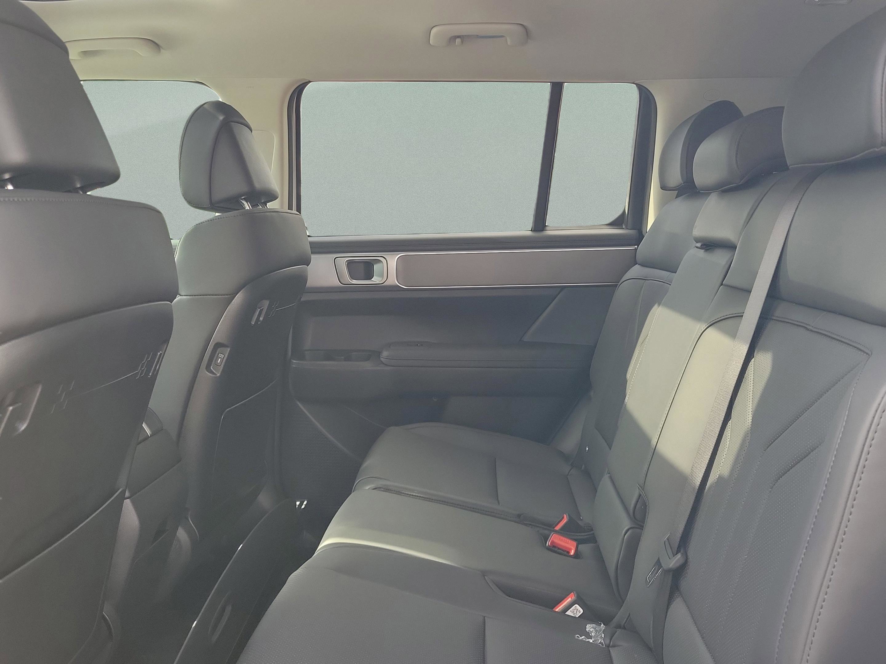 New 2026 Hyundai Santa Fe XRT image 13