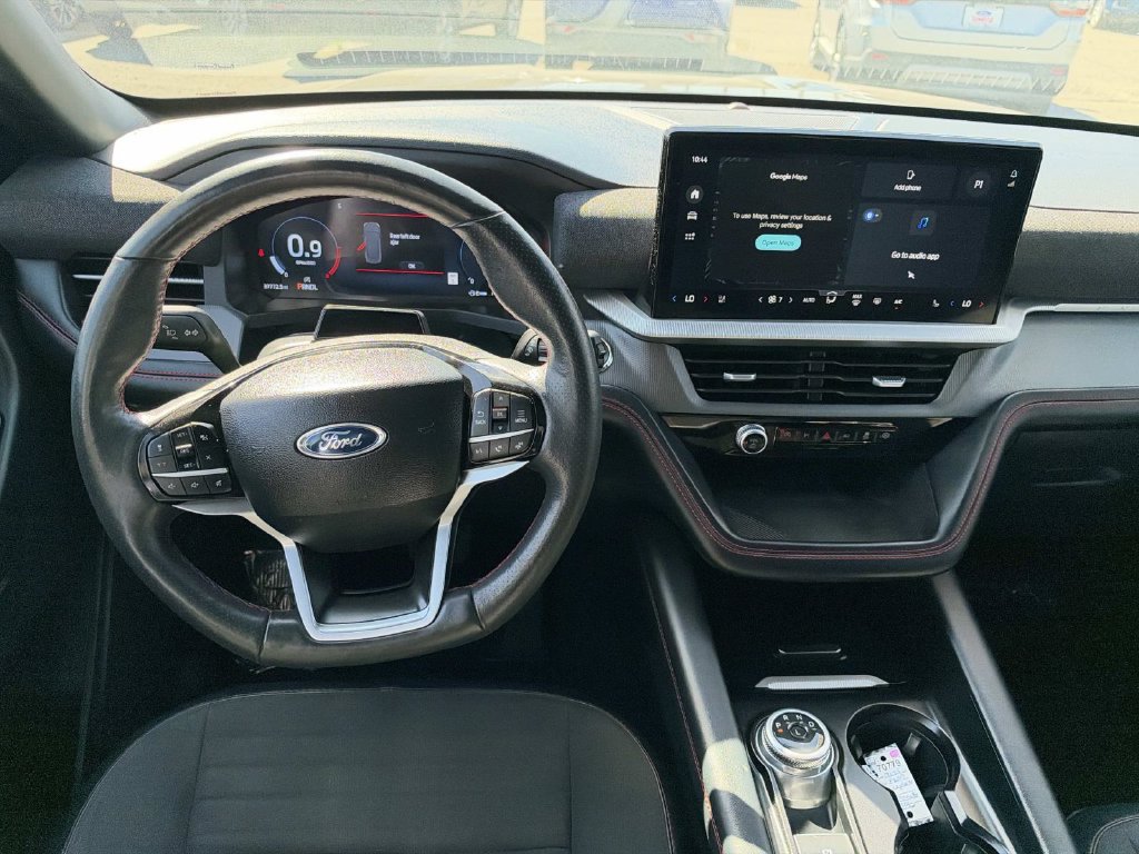 Certified 2025 Ford Explorer ST-Line AWD/4WD image 10