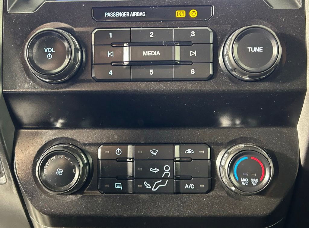 Used 2021 Ford F250 XLT w/ FX4 Off-Road Package AWD/4WD image 20