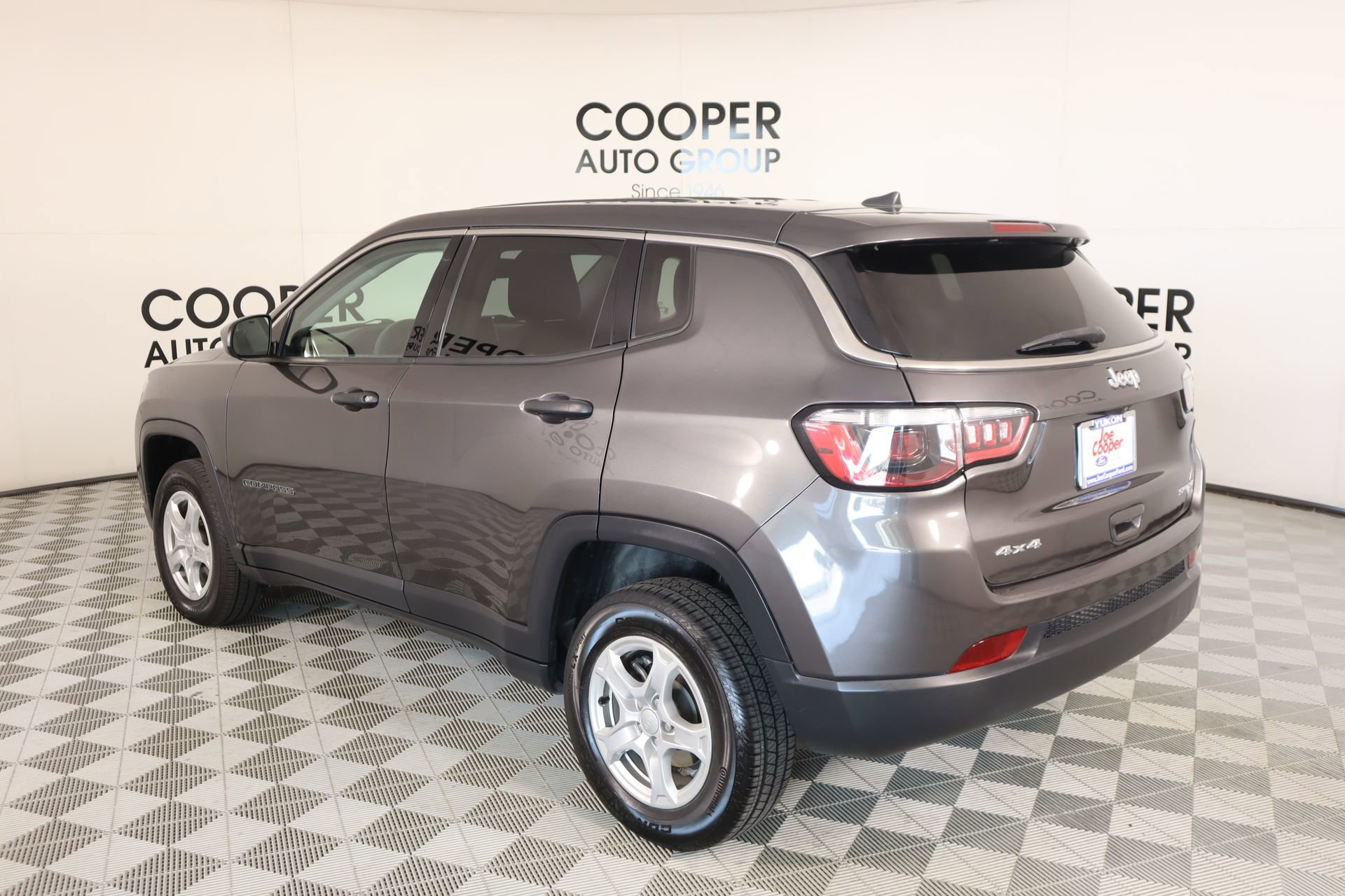 Used 2022 Jeep Compass Sport image 21