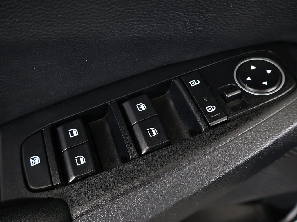 Used 2023 Kia Seltos S w/ Navigation Package image 36