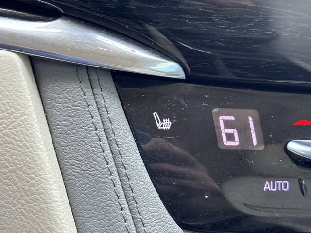 Used 2020 Cadillac XT6 Premium Luxury FWD image 42