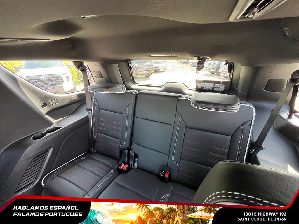 New 2026 GMC Yukon AT4 Ultimate AWD/4WD image 13