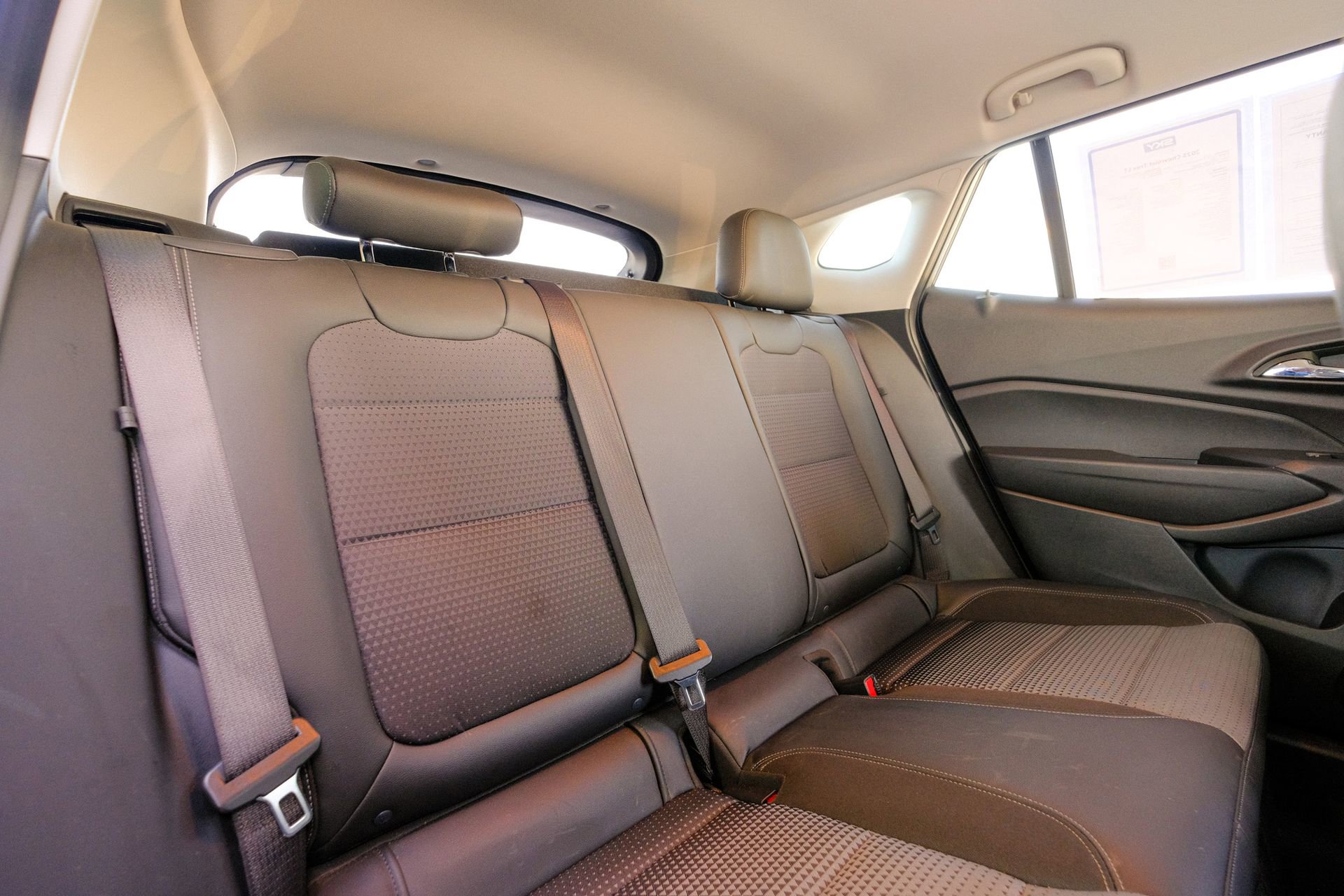 Used 2025 Chevrolet Trax LT image 20