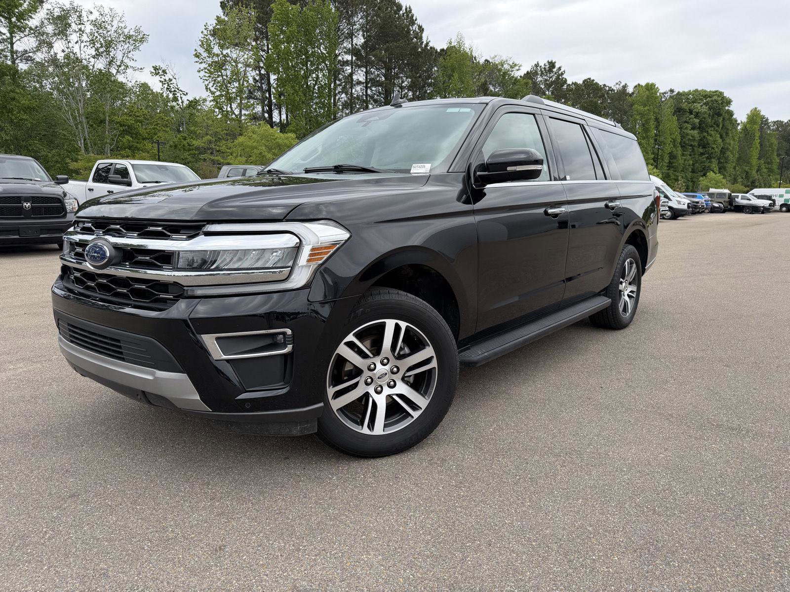 Used 2024 Ford Expedition Max Limited RWD image 1
