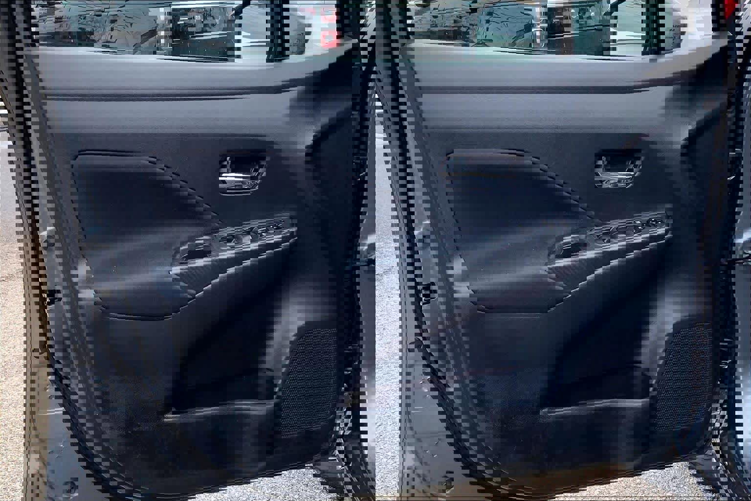 Used 2021 Nissan Versa SV image 20