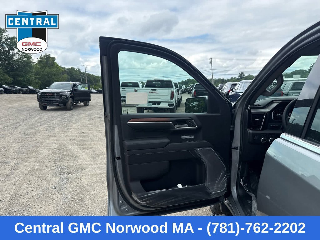 New 2026 GMC Sierra 1500 Denali w/ Technology Package AWD/4WD image 12