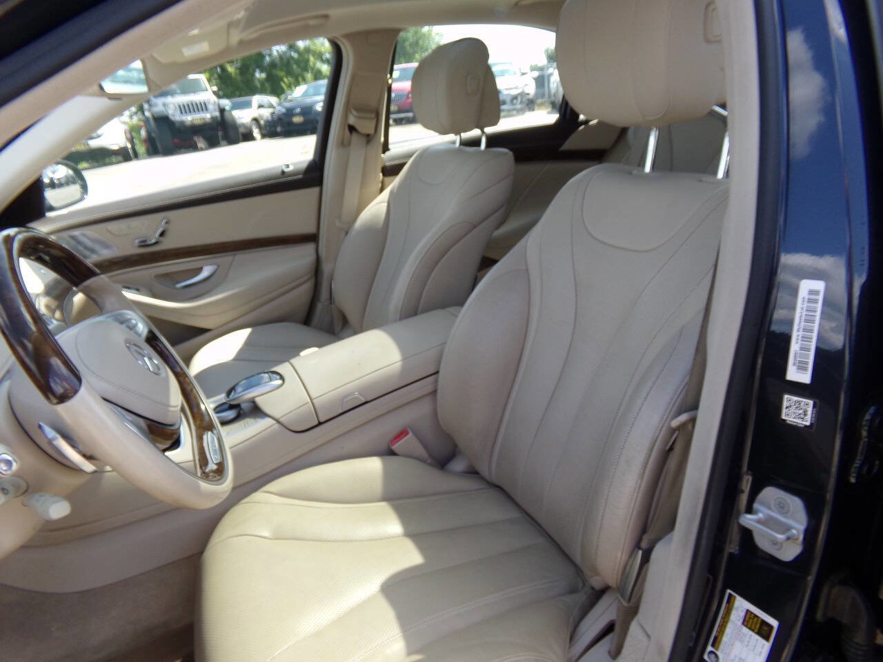 Used 2015 Mercedes-Benz S 550 4MATIC Sedan image 12