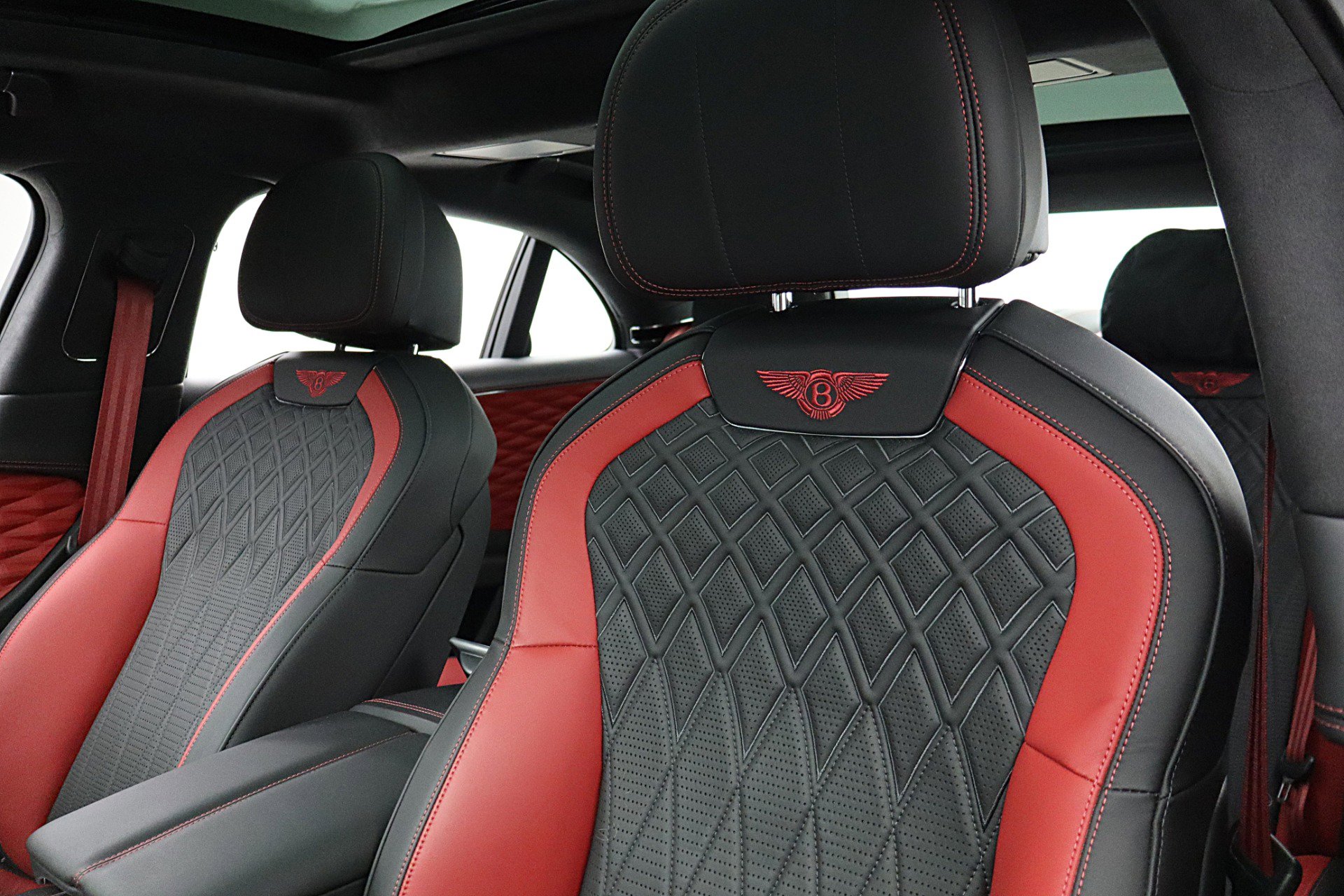 Certified 2023 Bentley Flying Spur S V8 AWD/4WD image 29