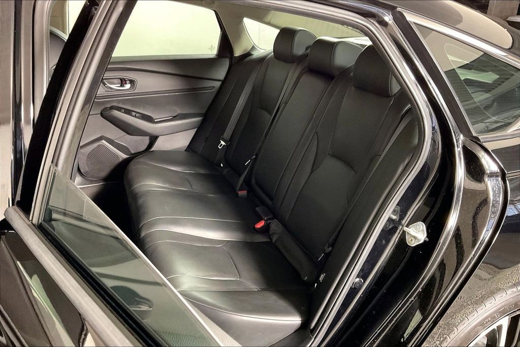 Used 2023 Honda Accord Touring image 25