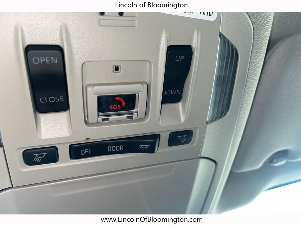 Used 2022 Toyota Highlander XLE image 39