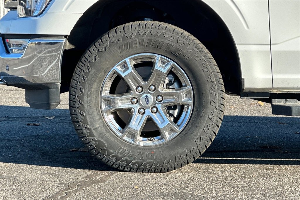 Used 2023 Ford F150 Lariat w/ Trailer Tow Package image 28