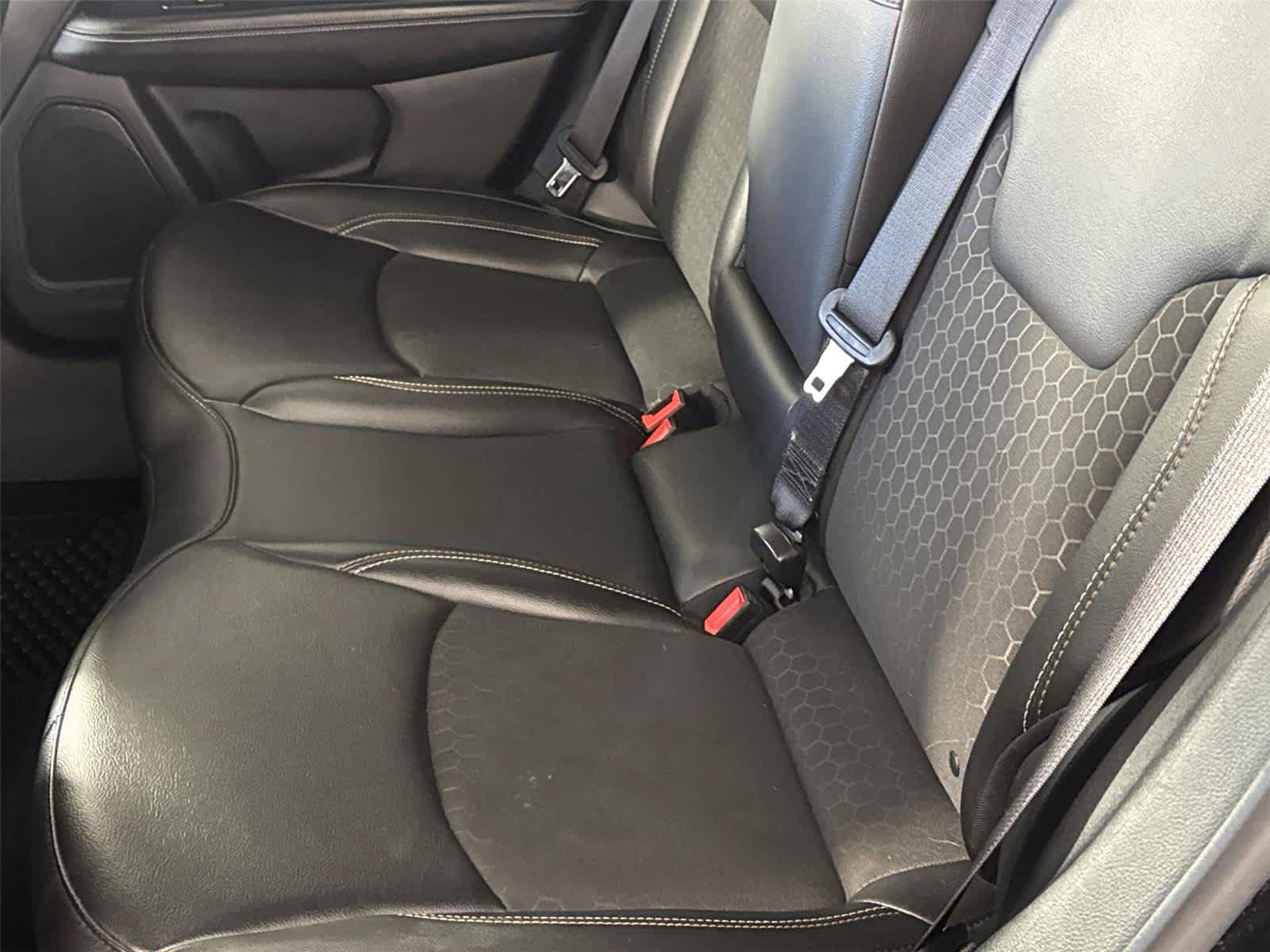 Used 2019 Jeep Compass Latitude w/ Cold Weather Group AWD/4WD image 11