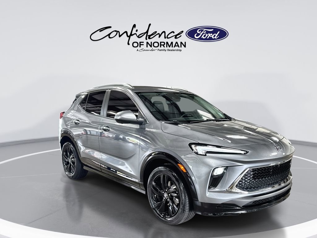 Used 2025 Buick Encore GX Sport Touring w/ Advanced Technology Package FWD image 11