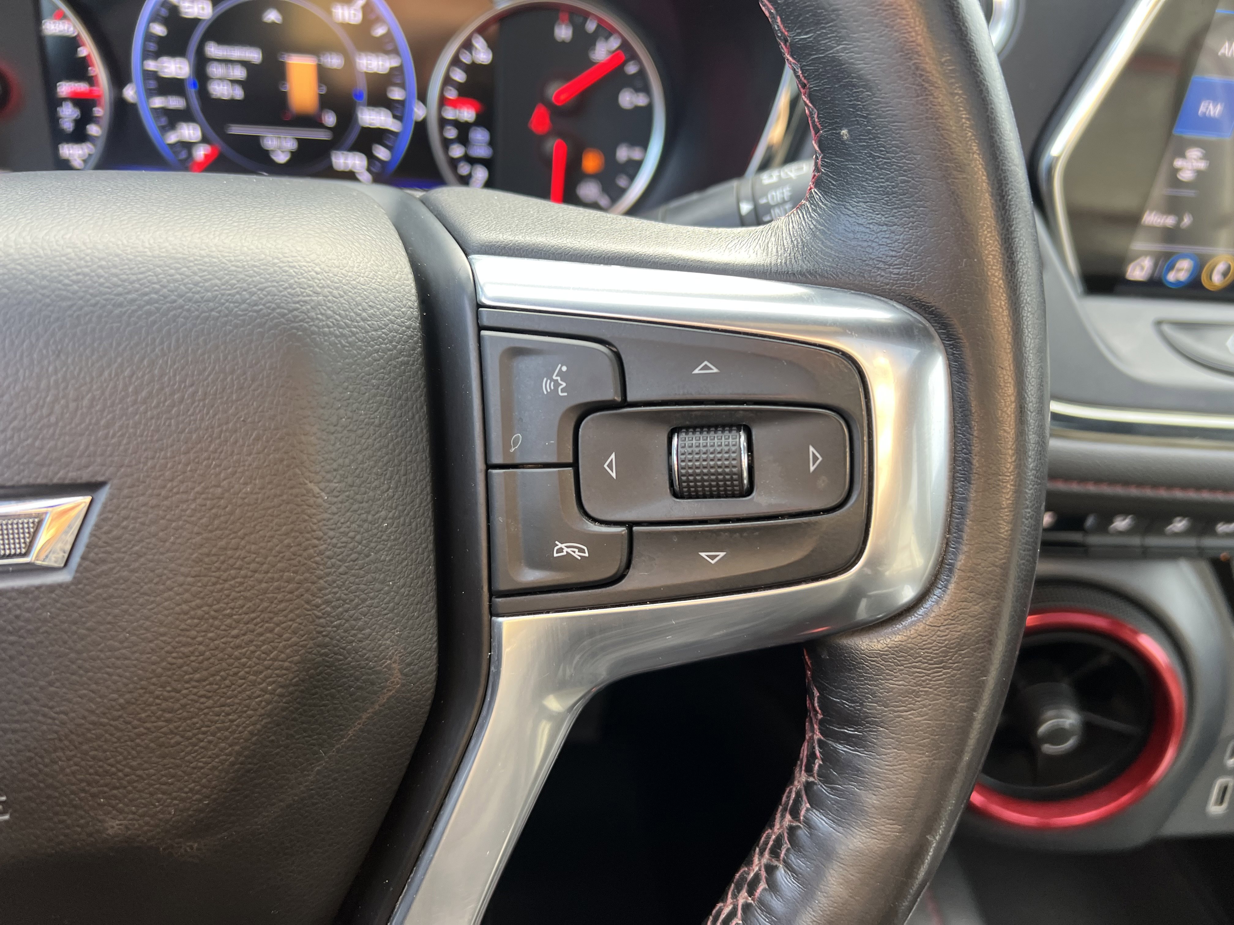 Used 2021 Chevrolet Blazer RS w/ Enhanced Convenience Package image 23