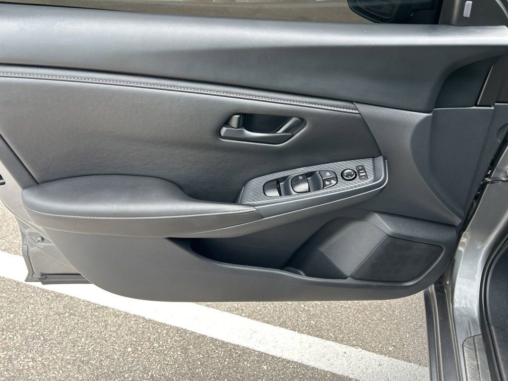 Used 2024 Nissan Sentra S FWD image 17