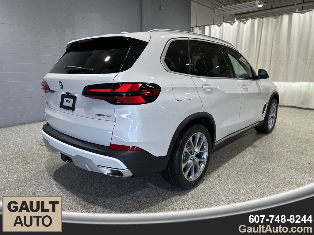New 2026 BMW X5 xDrive40i image 3