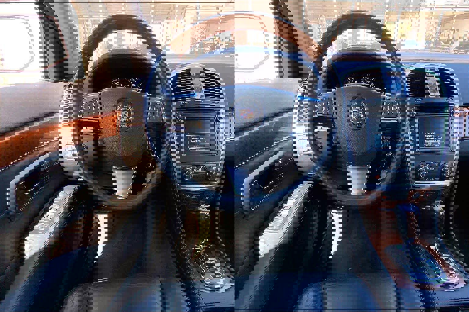 Used 2008 Cadillac SRX AWD w/ Theater Package image 5