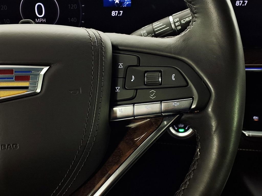 Used 2024 Cadillac Escalade Sport Platinum w/ LPO, ONYX Package image 23