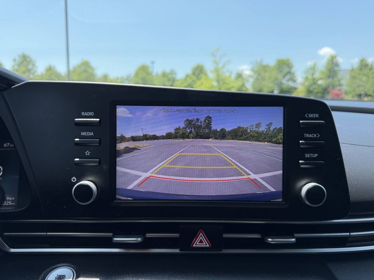 Used 2022 Hyundai Elantra SEL FWD image 24