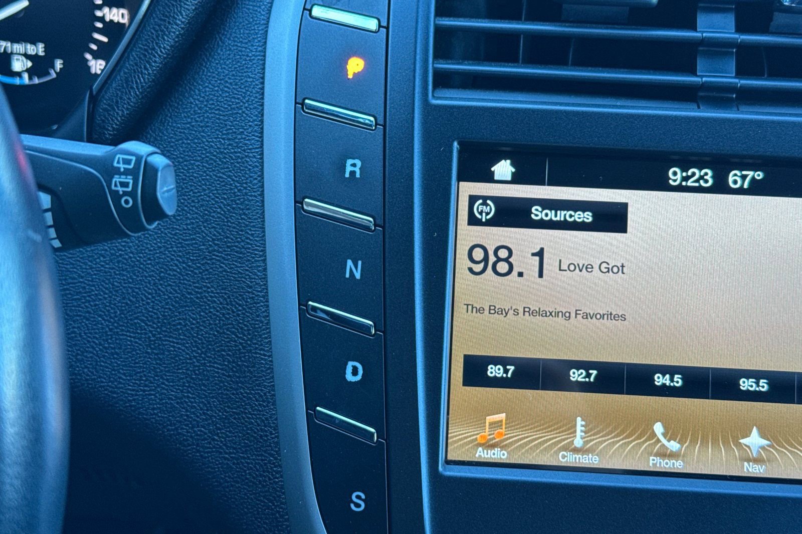 Used 2017 Lincoln MKC Select w/ Select Plus Package image 21