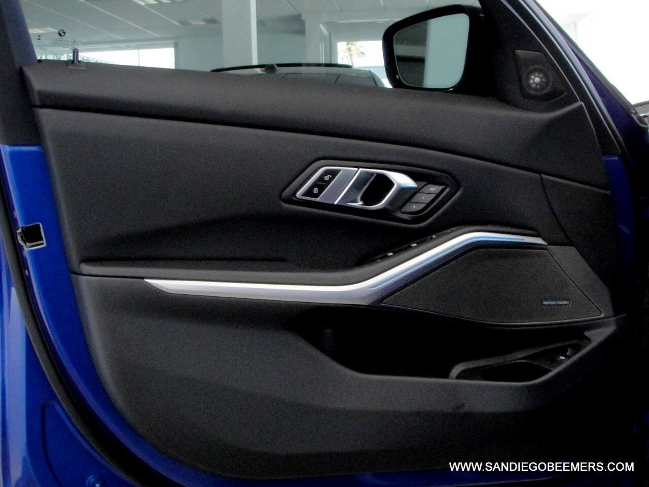 Used 2023 BMW 330i Sedan w/ M Sport Package RWD image 16