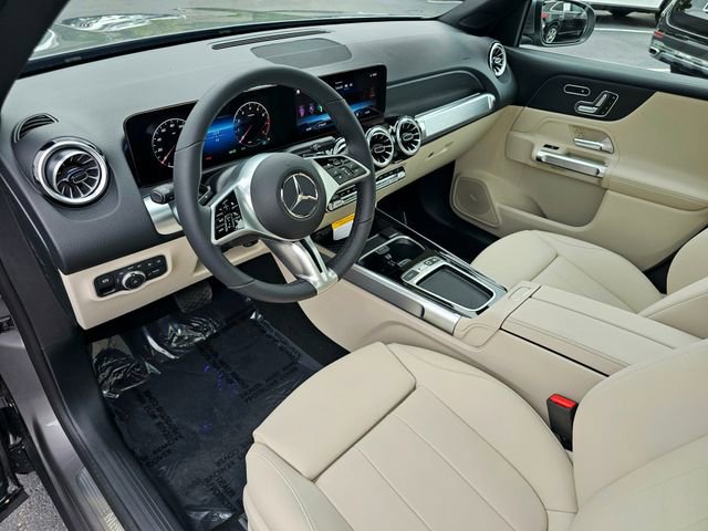 New 2026 Mercedes-Benz GLB 250 4MATIC image 14