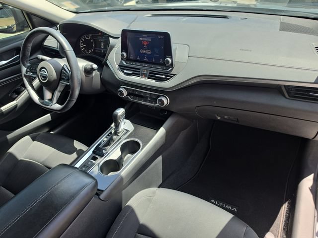 Certified 2021 Nissan Altima 2.5 SV w/ SV Premium Package FWD image 11