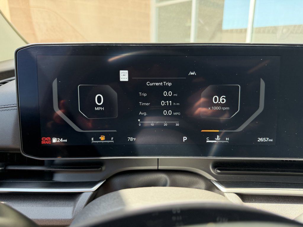 Used 2026 Kia Carnival SX FWD image 17