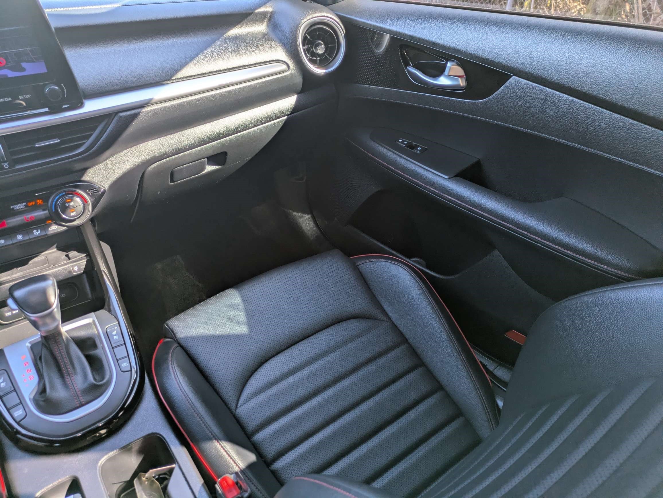 Used 2023 Kia Forte GT w/ GT2 Package FWD image 16