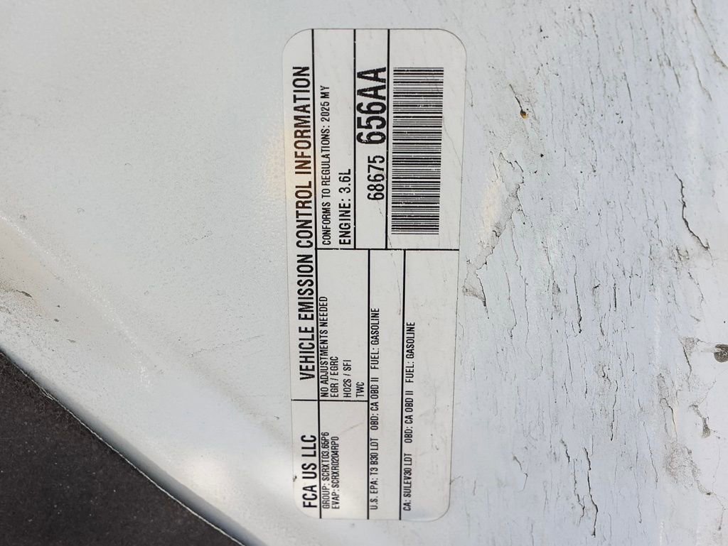 Used 2025 Dodge Durango GT image 32